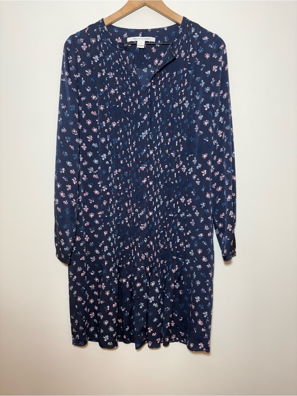 Diane Von Furstenberg Navy Blue Meadow Floral Print Silk Mini Dress 6